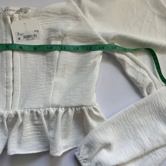 Altar'd State Women's White Off-Shoulder Top Size Small NWT - Picture 7 of 9